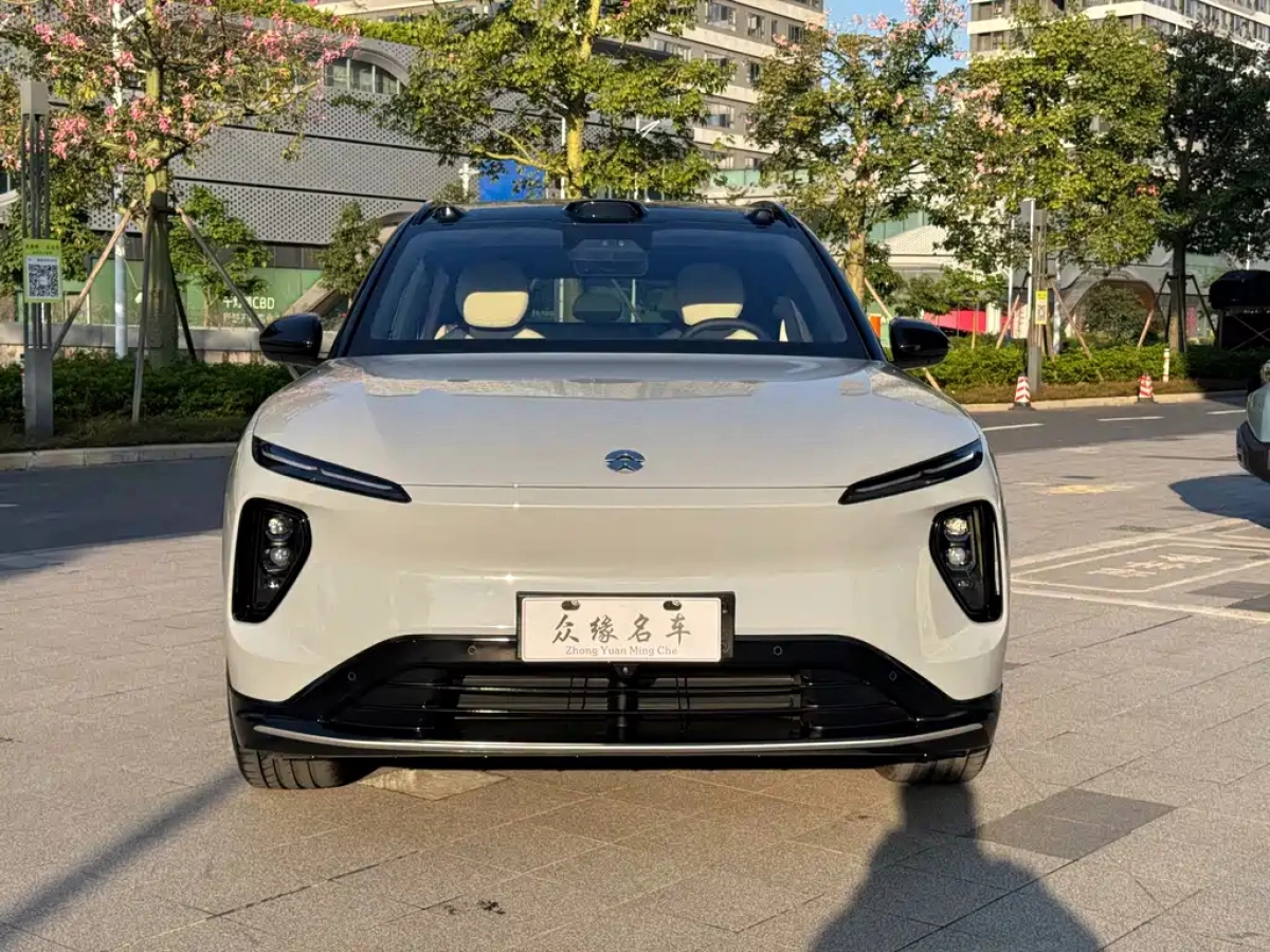NIO ES6