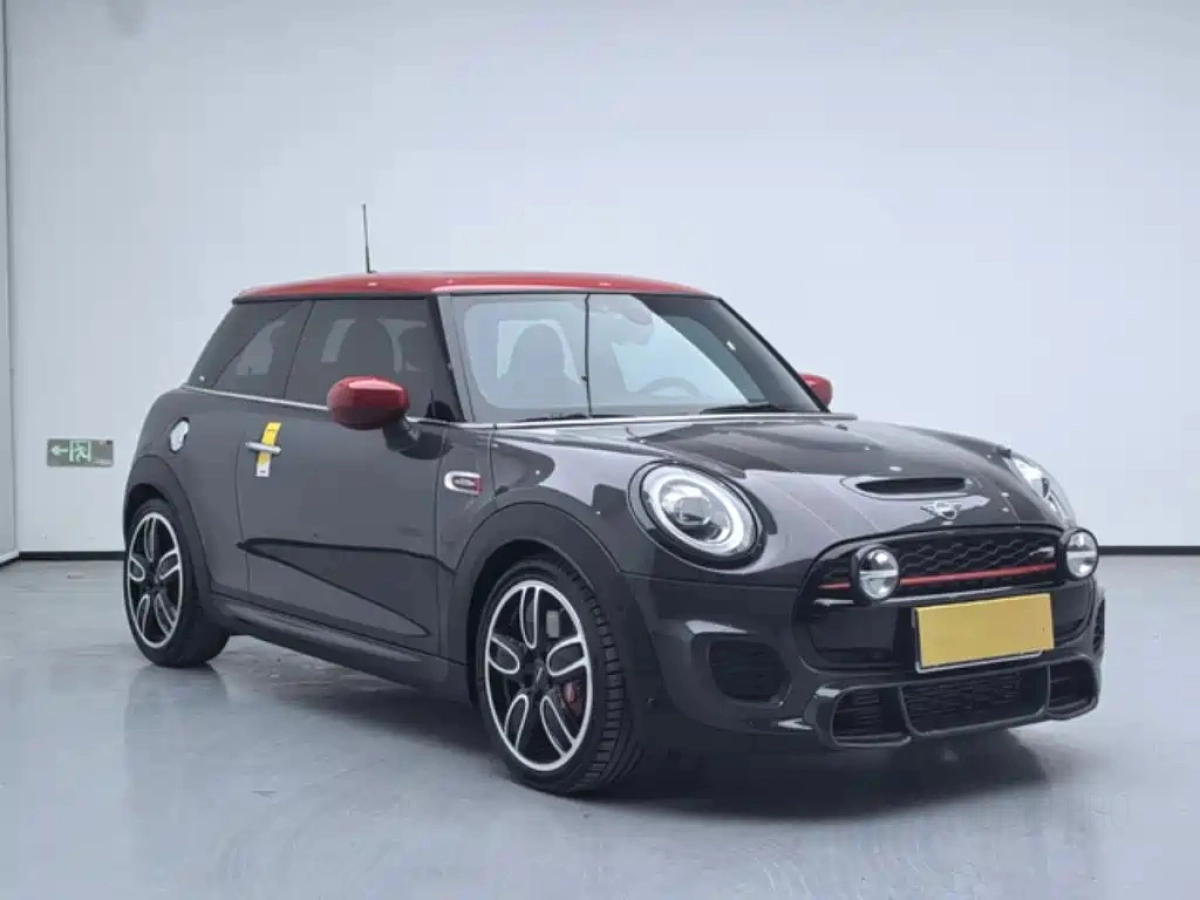 MINI JCW