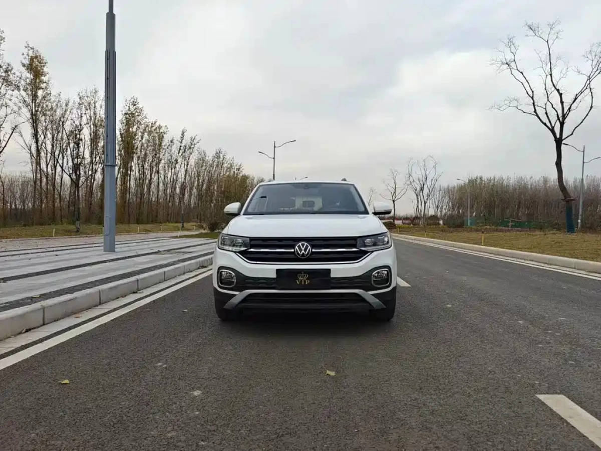 VOLKSWAGEN TACOUA
