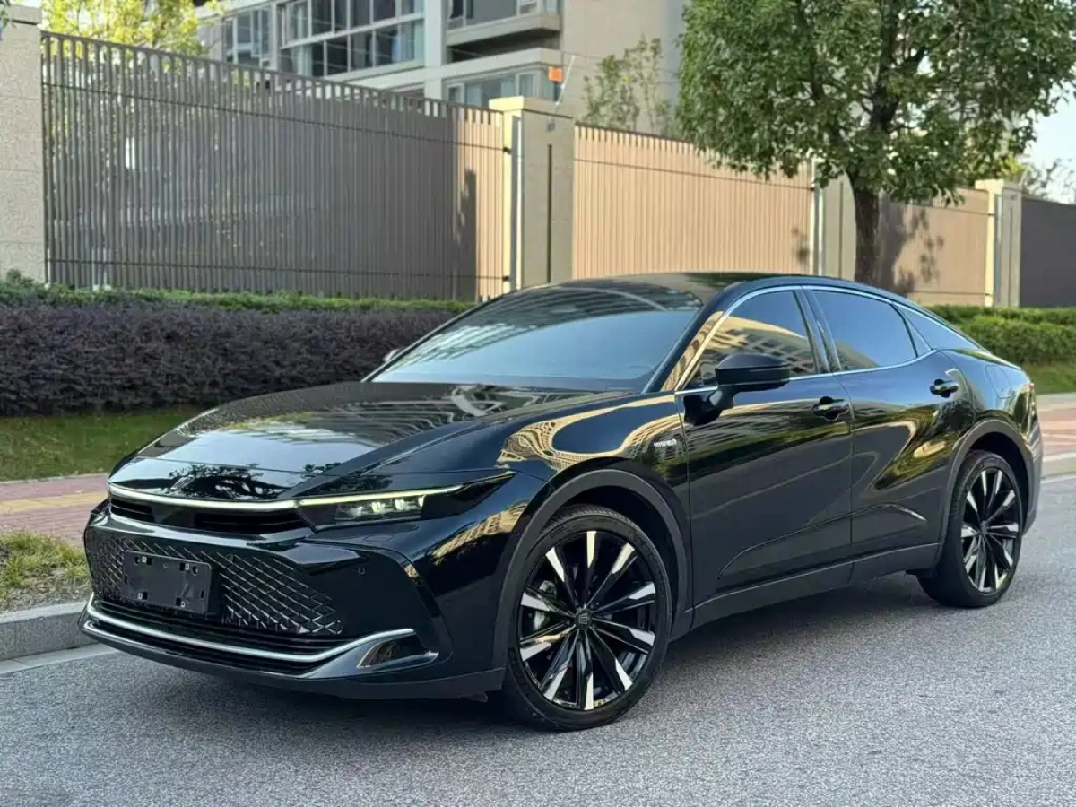 TOYOTA CROWN SPORTCROSS