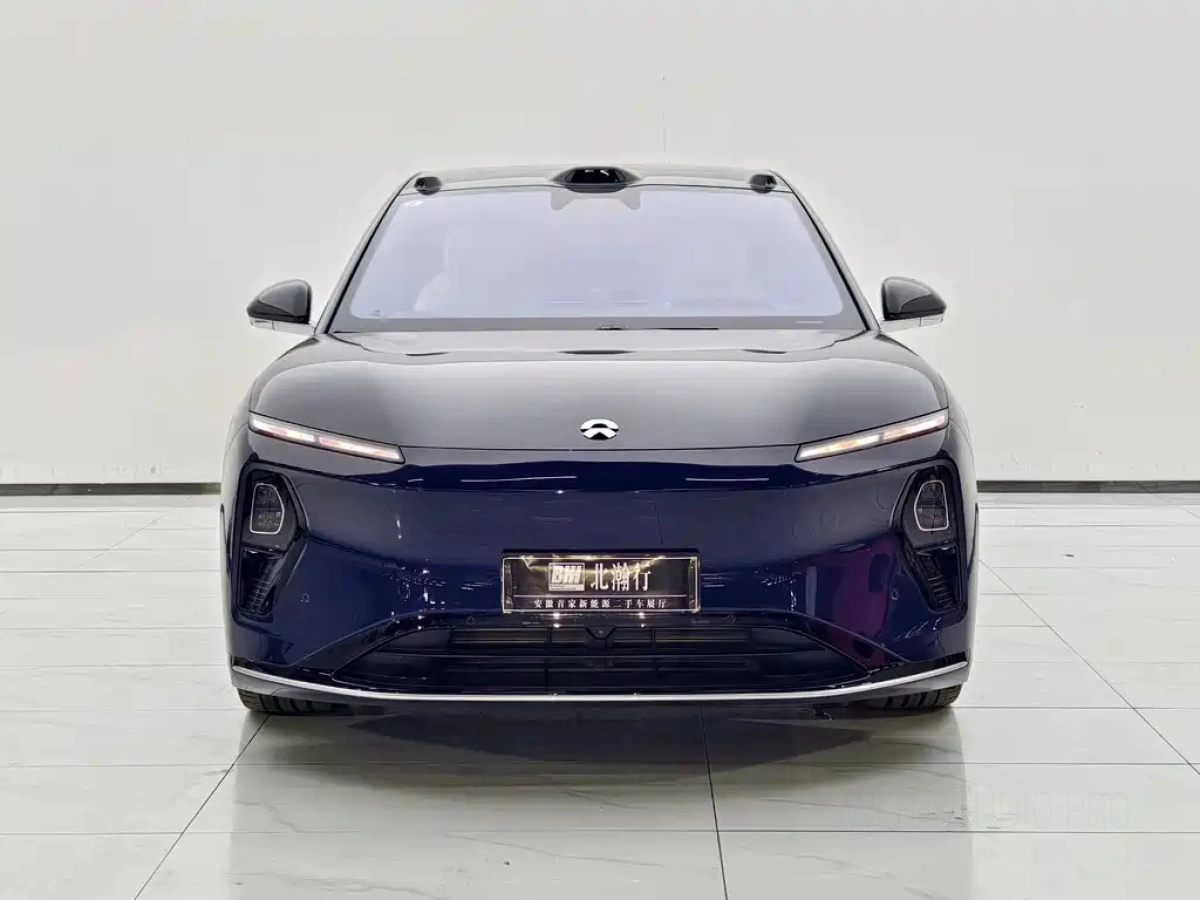 NIO ET9