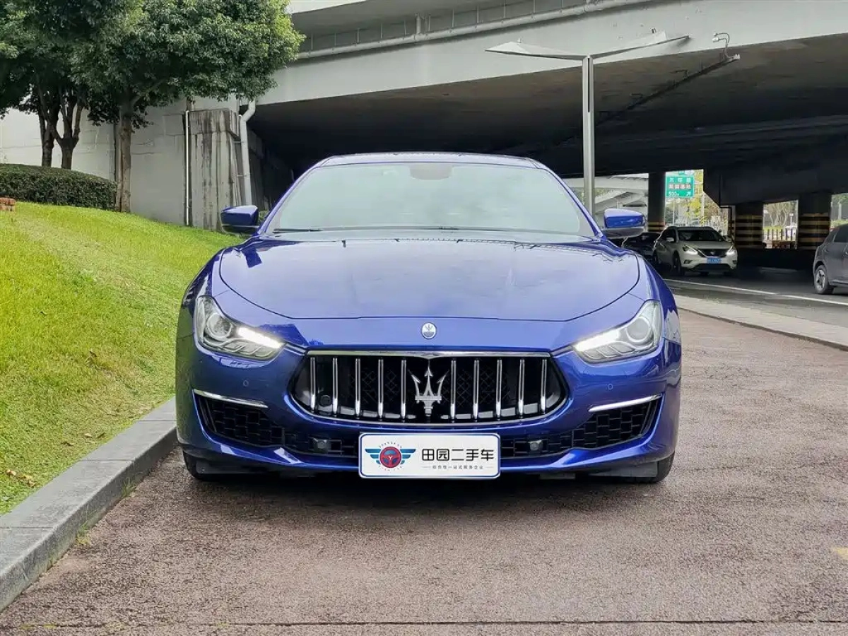 MASERATI GHIBLI