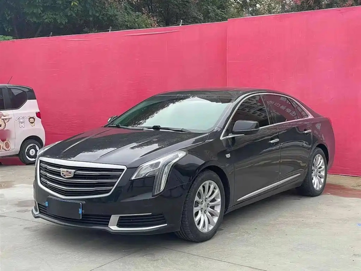 CADILLAC XTS