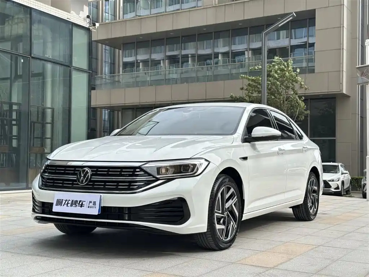 VOLKSWAGEN SAGITAR  2025