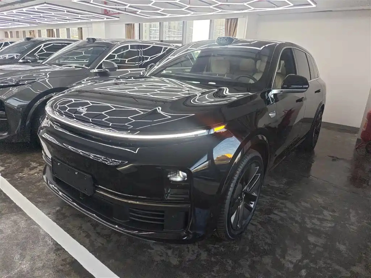 LI AUTO L7