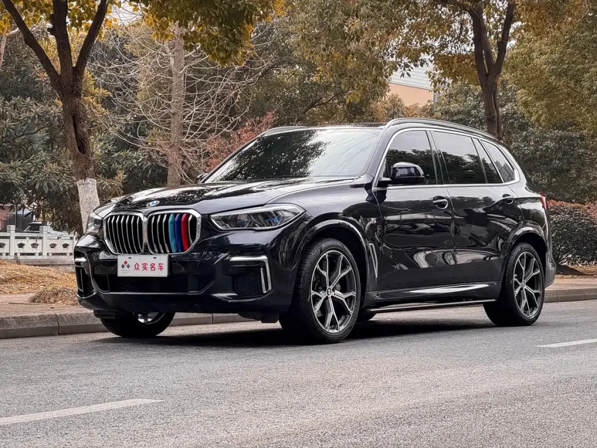 BMW X5  2023
