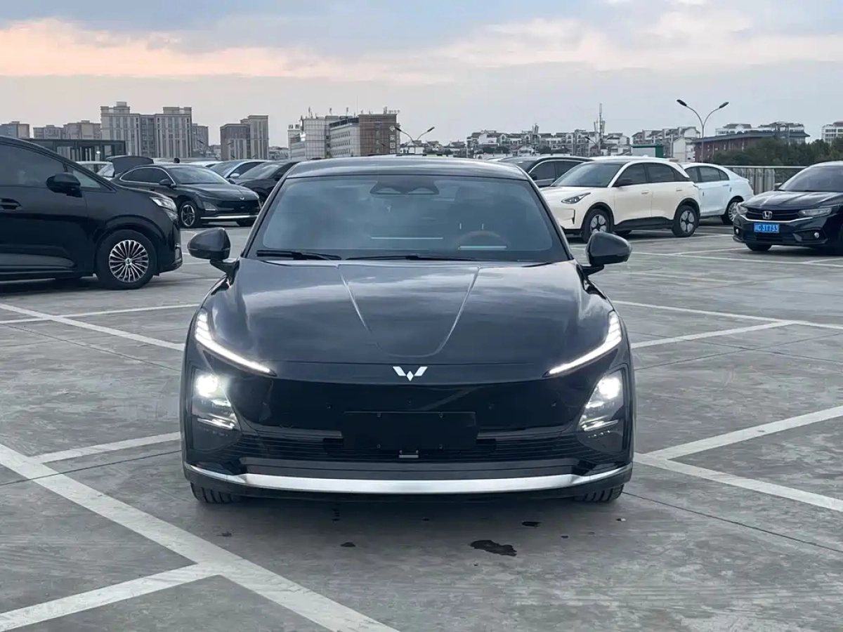 SGMW WULING STARLIGHT