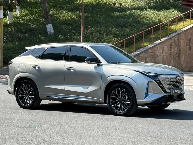 CHANGAN OSHAN Z6 NEW ENERGY