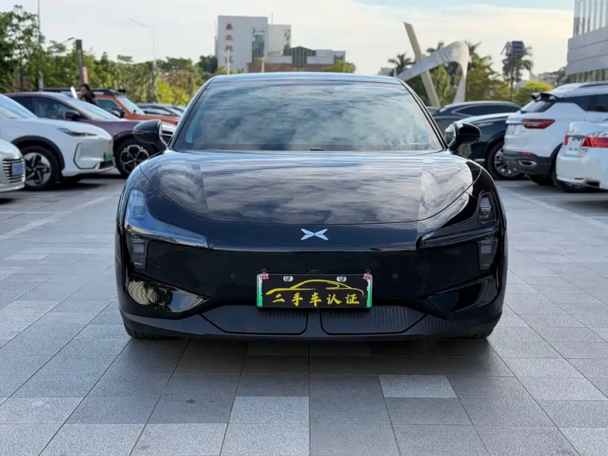 XPENG MOTORS MONA M03