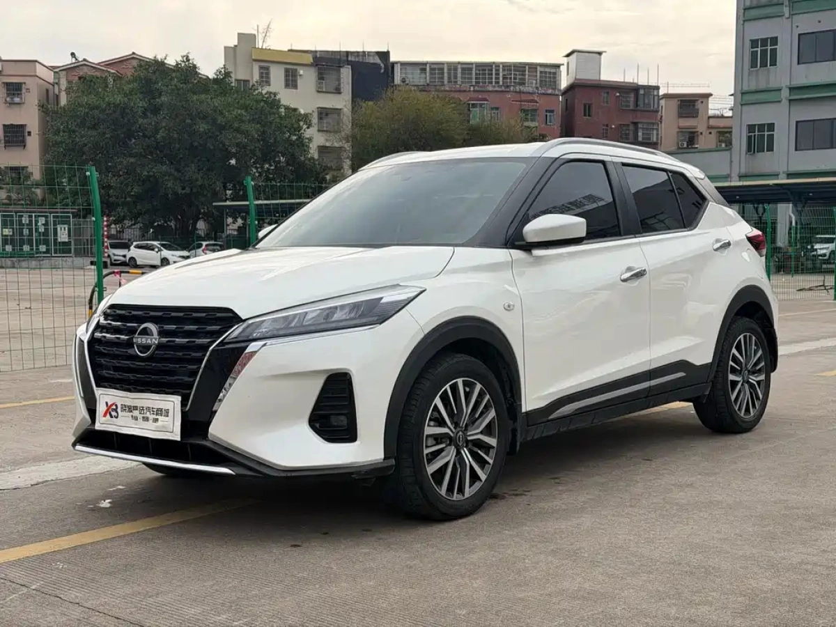 NISSAN KICKS