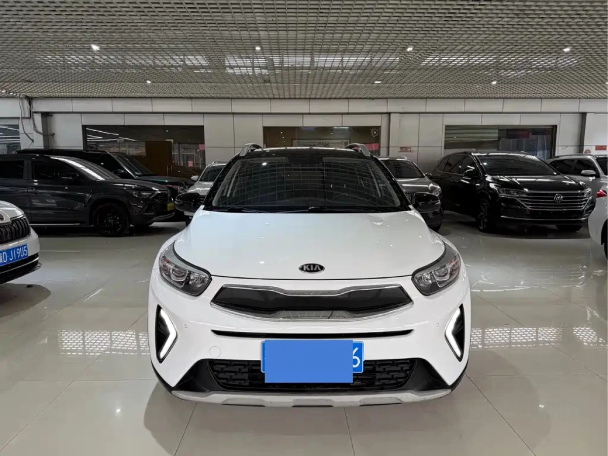 KIA KX1