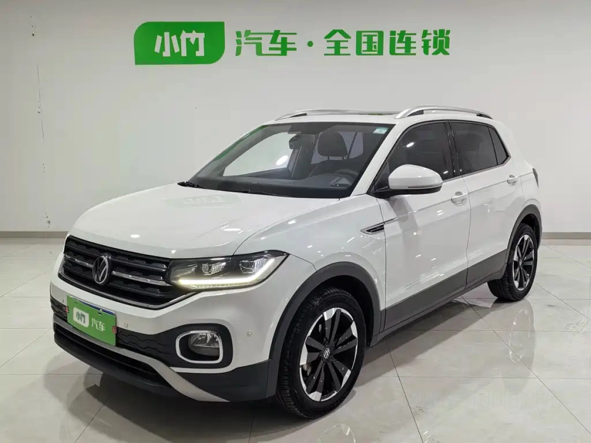 VOLKSWAGEN TACOUA  2021