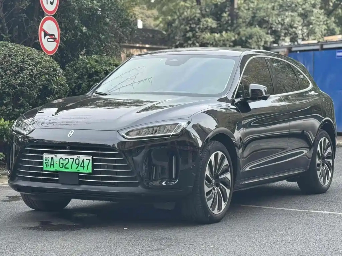 HUAWEI HARMON AITO M5  2022