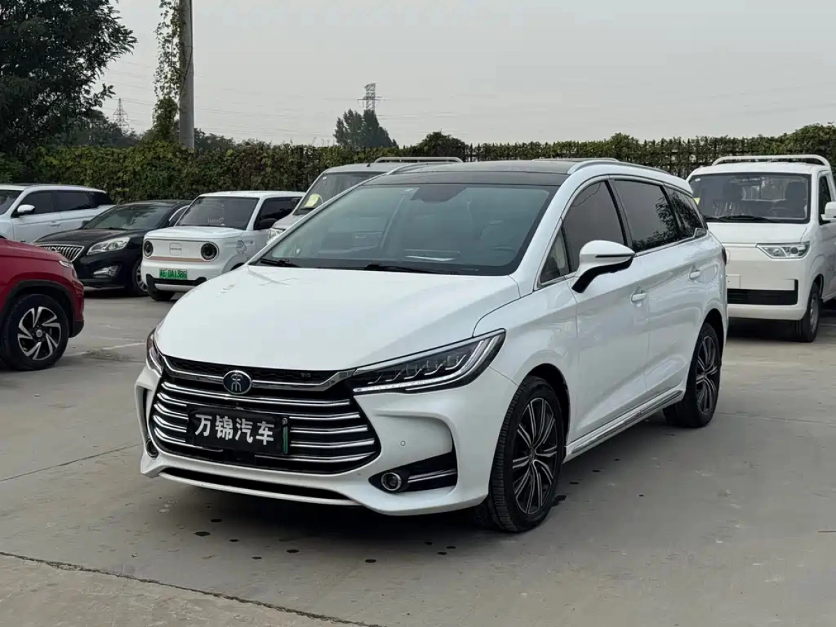 BYD SONG MAX NEW ENERGY