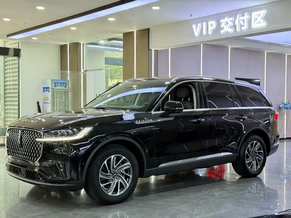 LINCOLN AVIATOR  2024