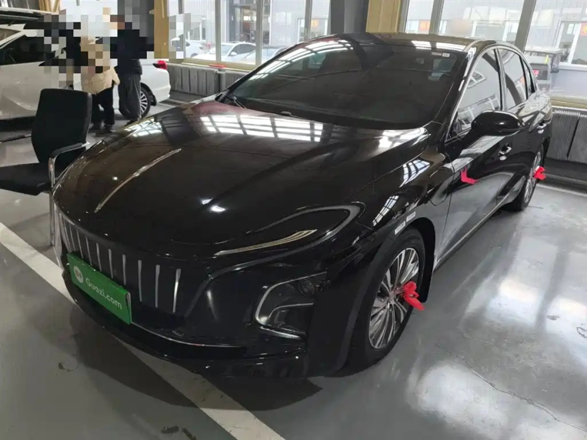 HONGQI E-QM5  2024