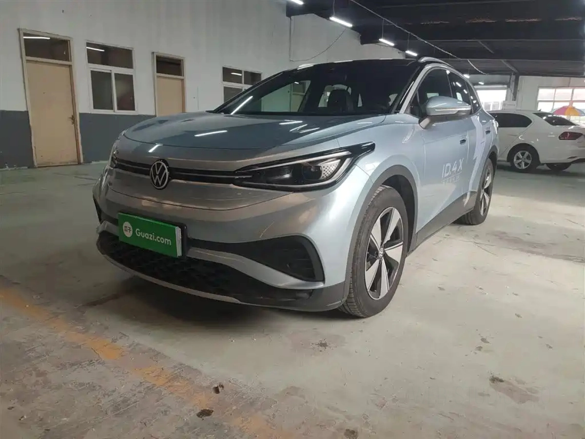 VOLKSWAGEN ID.4 X