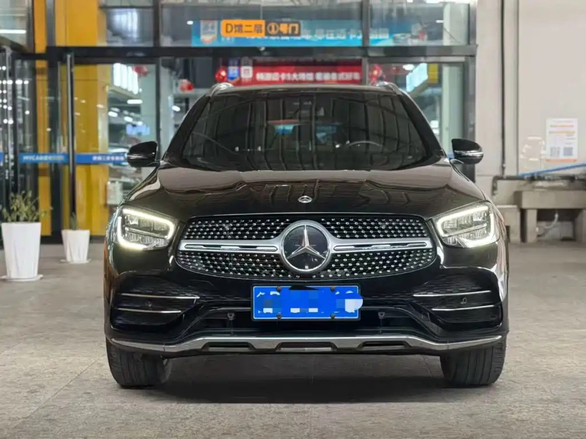 MERCEDES BENZ GLC