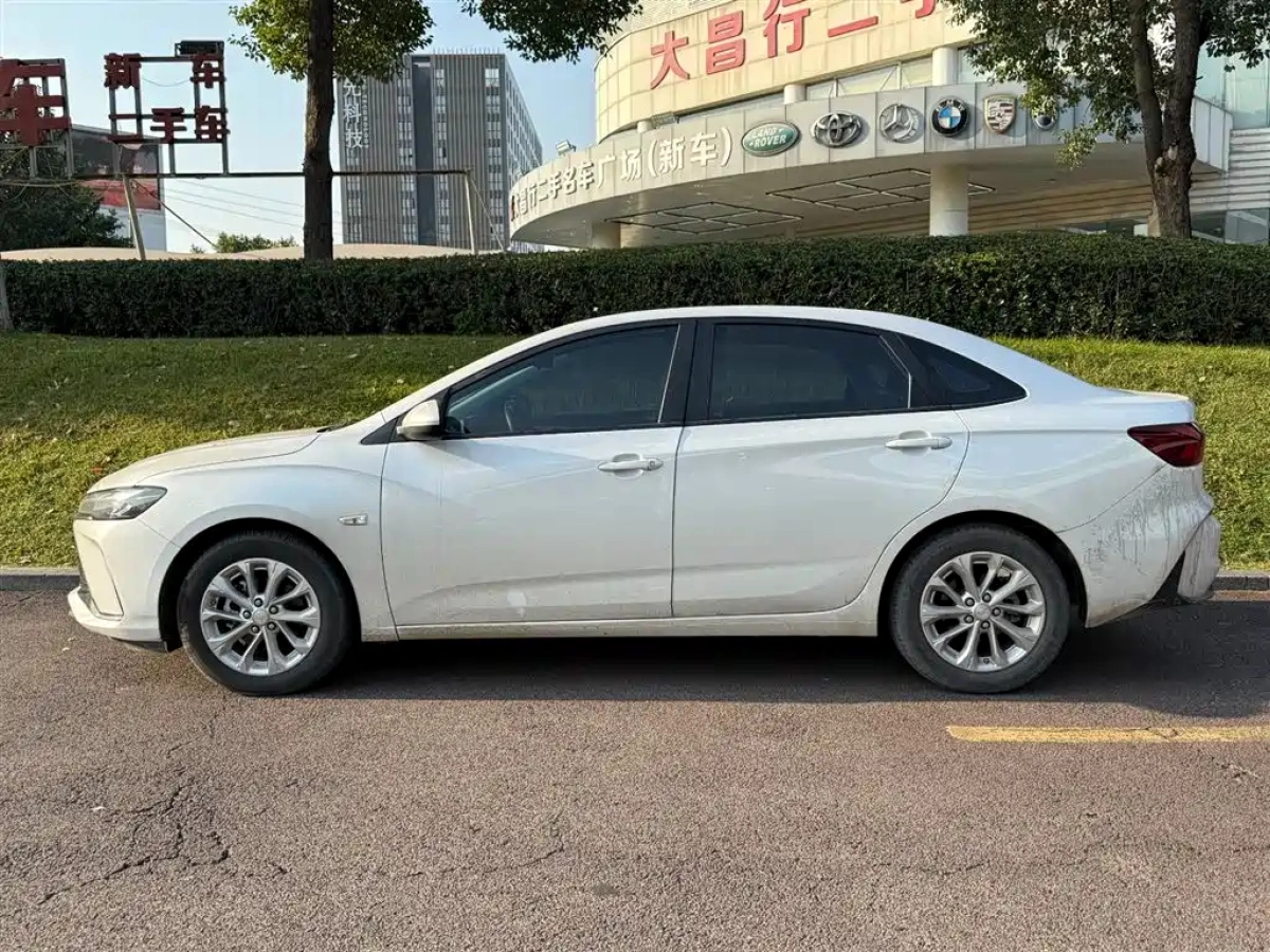 CHEVROLET CRUZE  2024