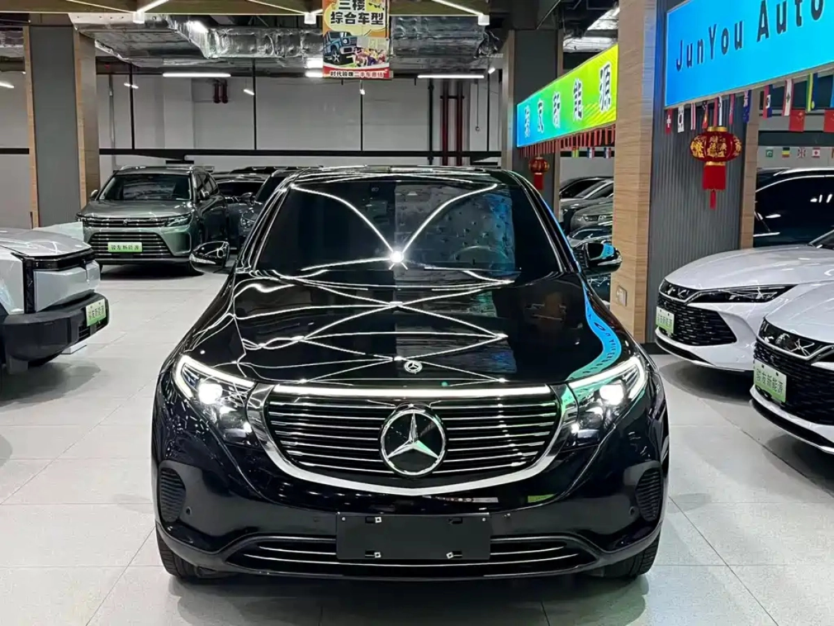 MERCEDES BENZ EQC