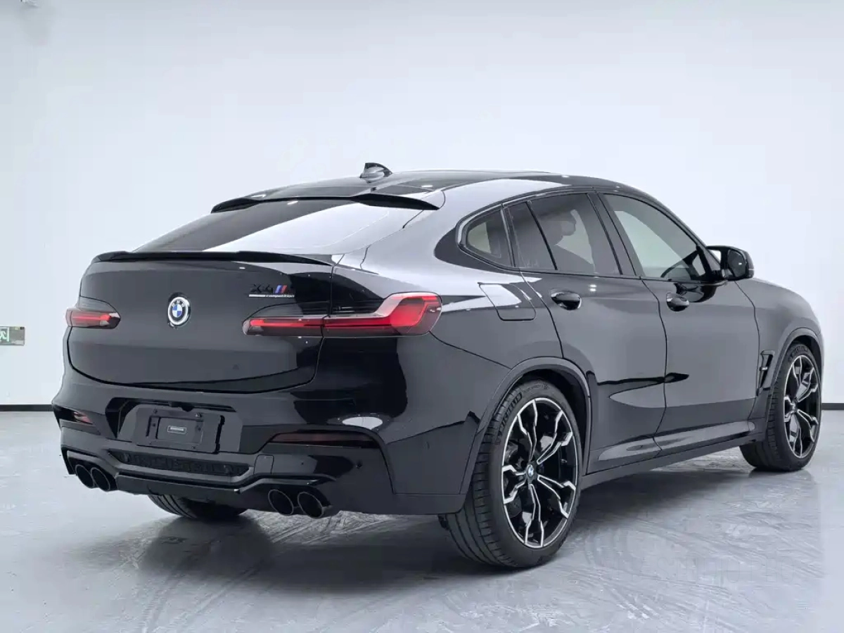 BMW X4 M
