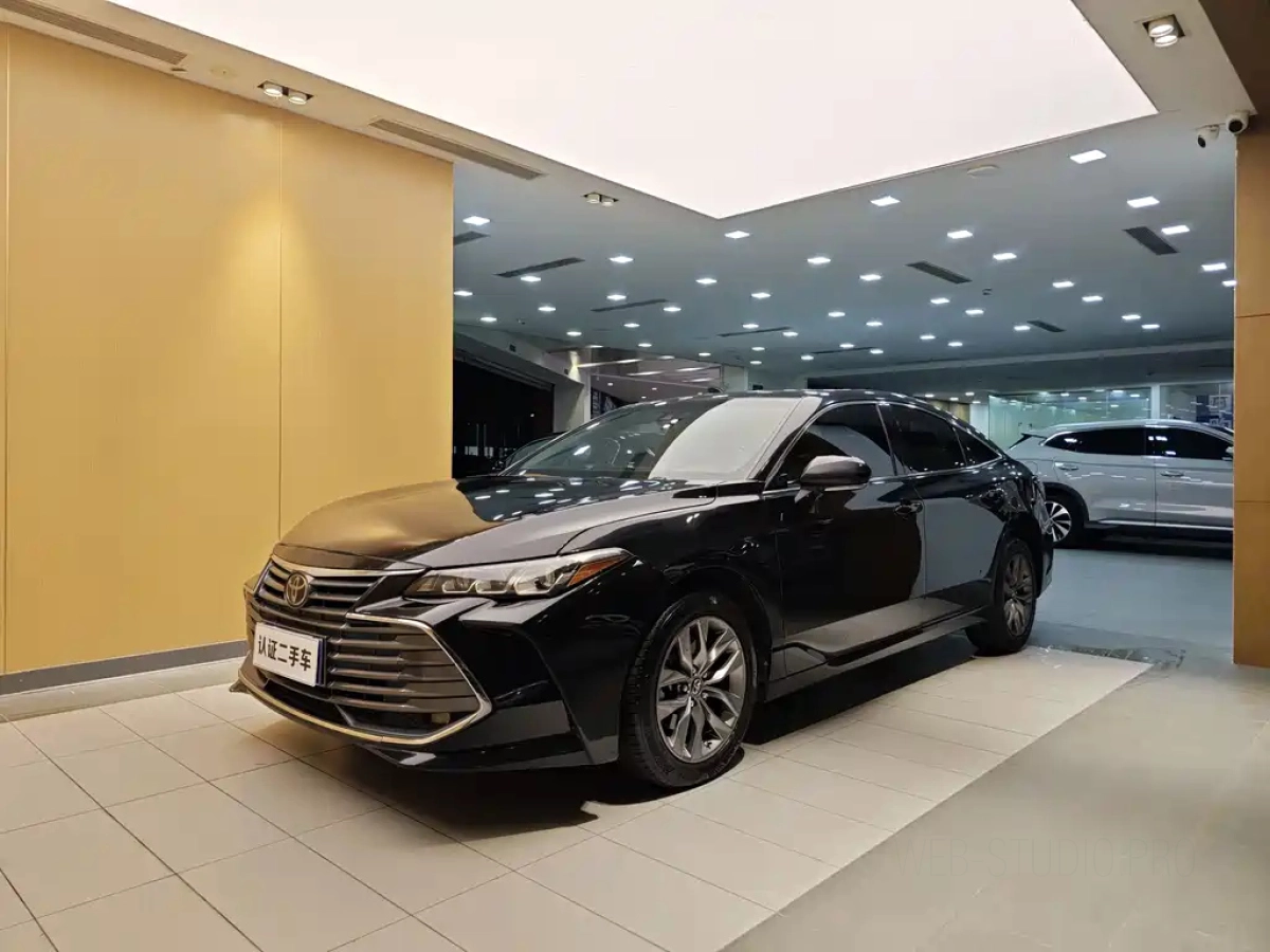 TOYOTA AVALON  2022
