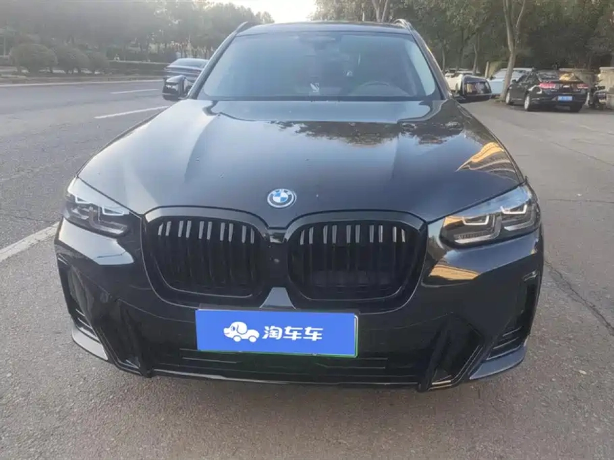 BMW IX3