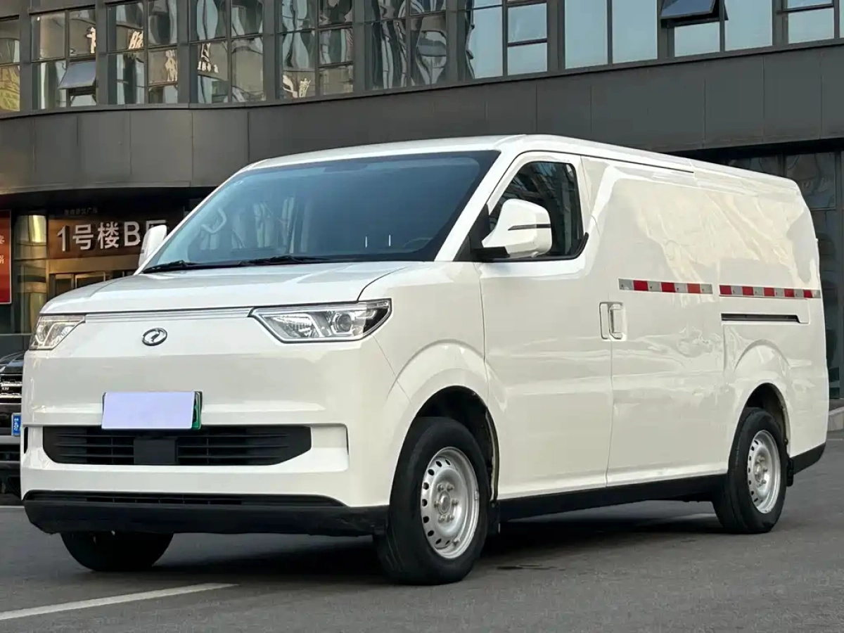 RUICHI AUTO NEW ENERGY EC75  2024