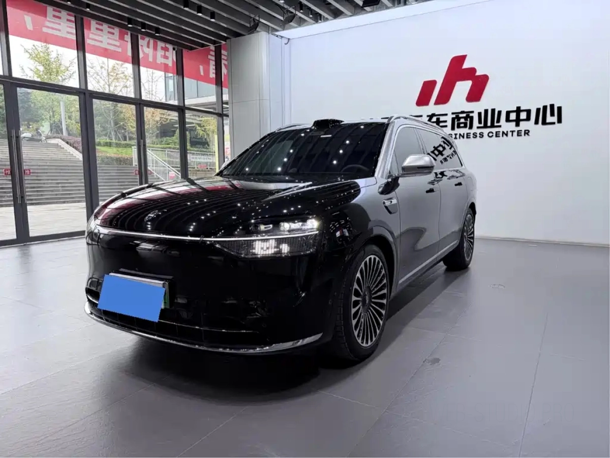 HUAWEI HARMON AITO M9  2025