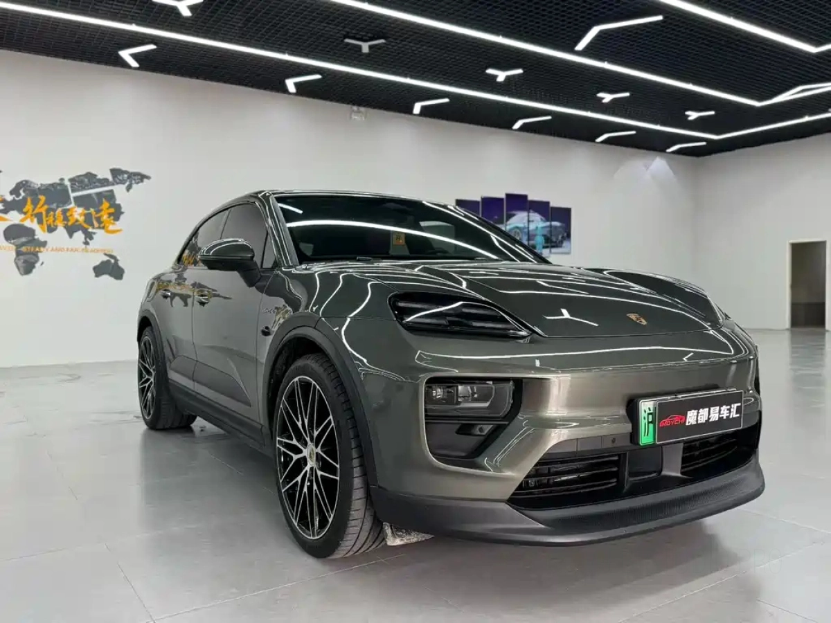 PORSCHE MACAN NEW ENERGY  2025