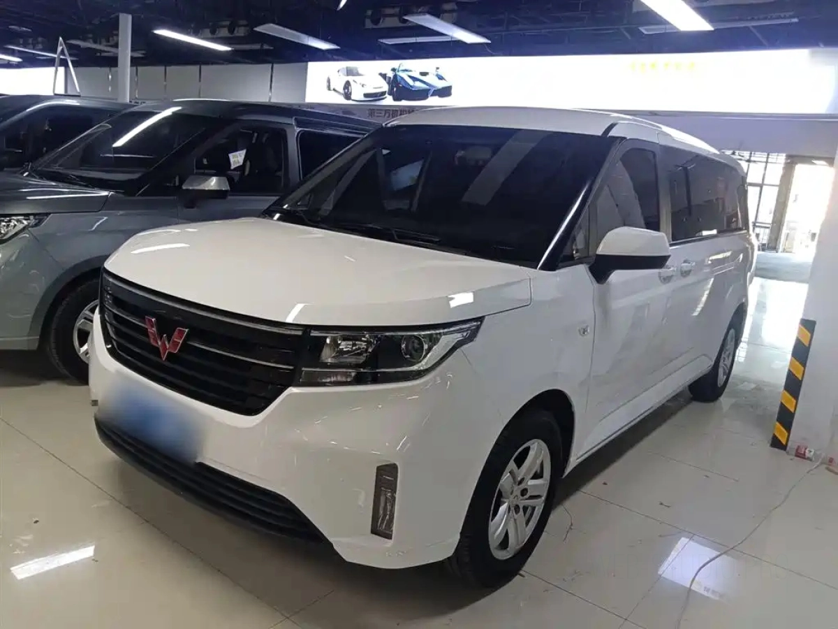 SGMW WULING JOURNEY