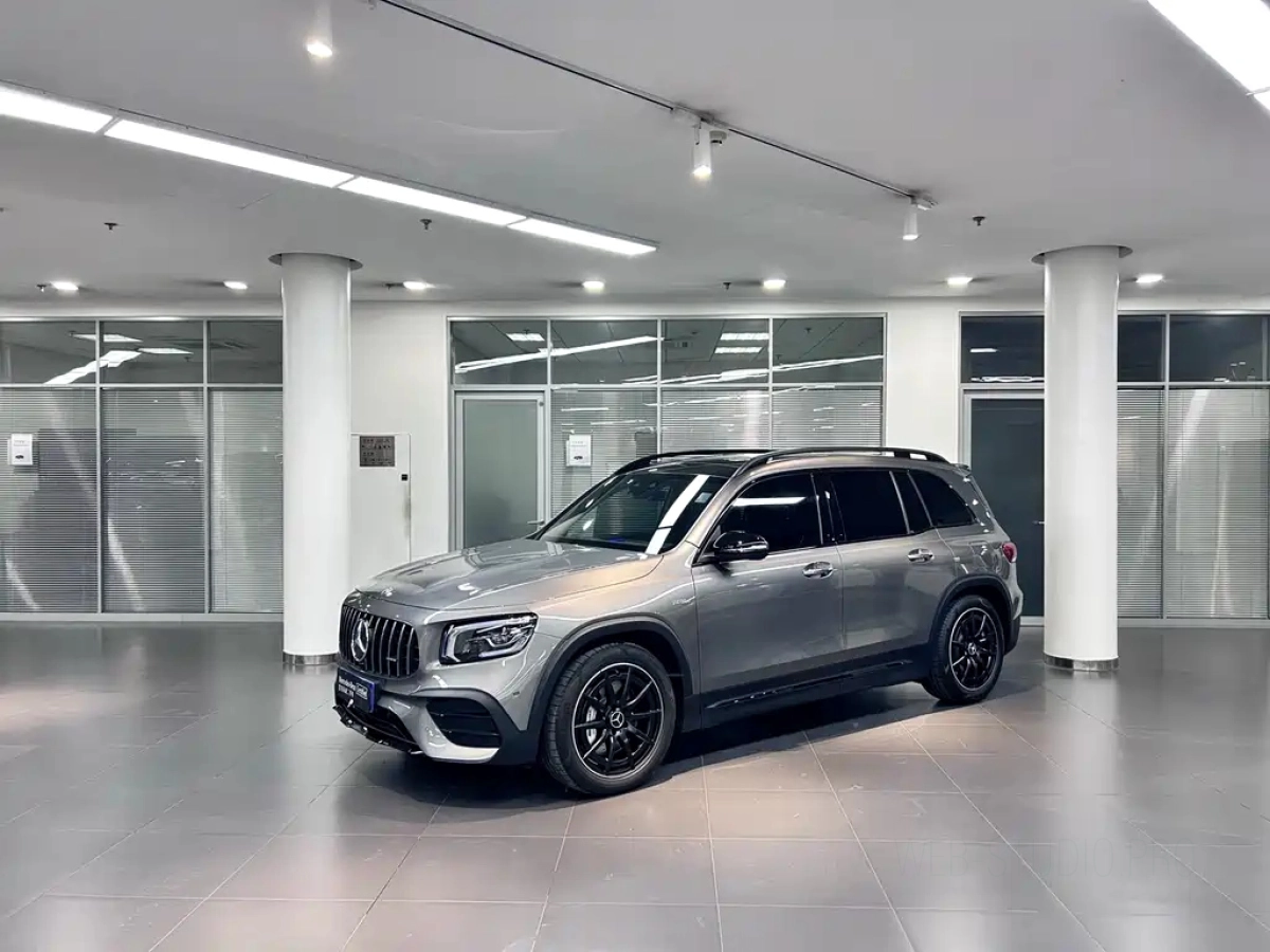 MERCEDES BENZ GLB AMG  2023
