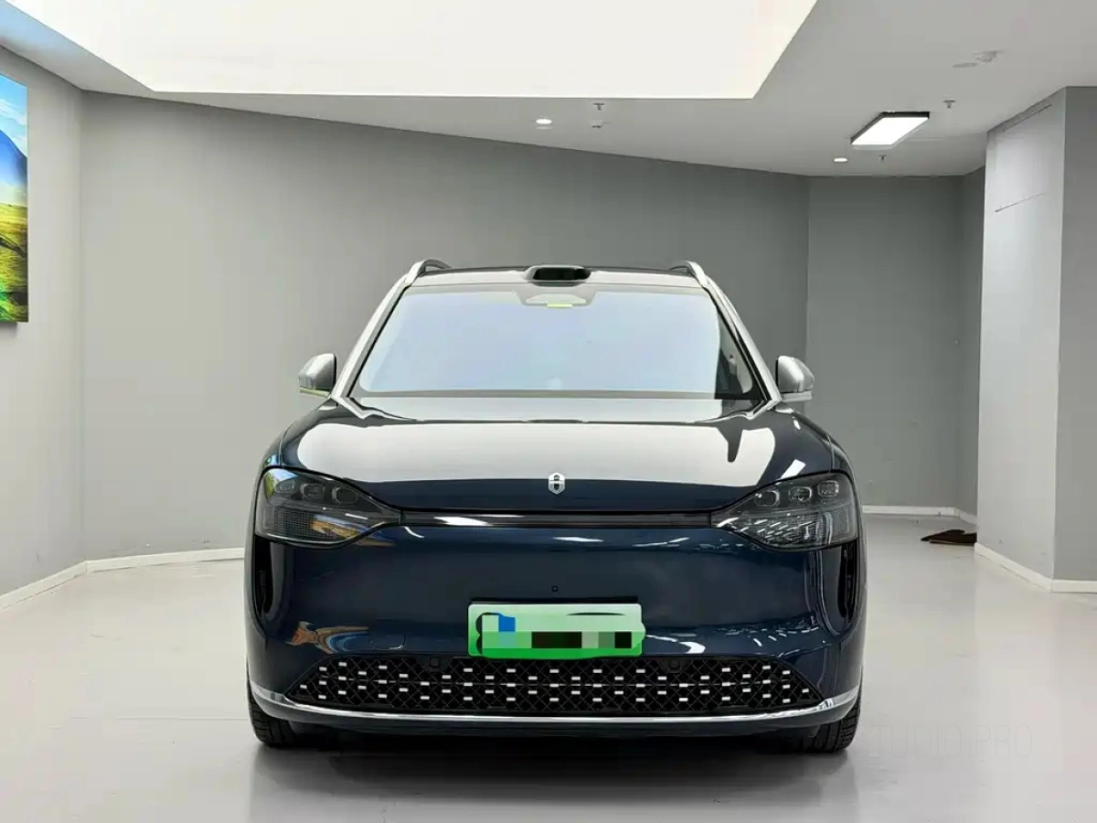 HUAWEI HARMON AITO M9