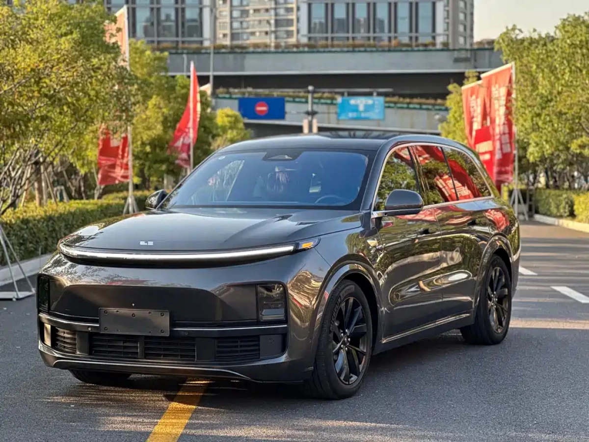LI AUTO L8