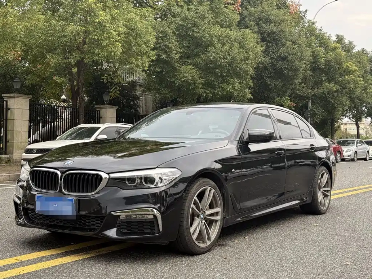 BMW 5-SERIES
