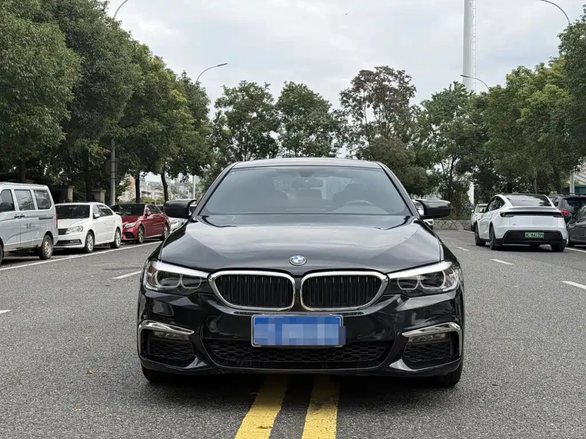 BMW 5-SERIES