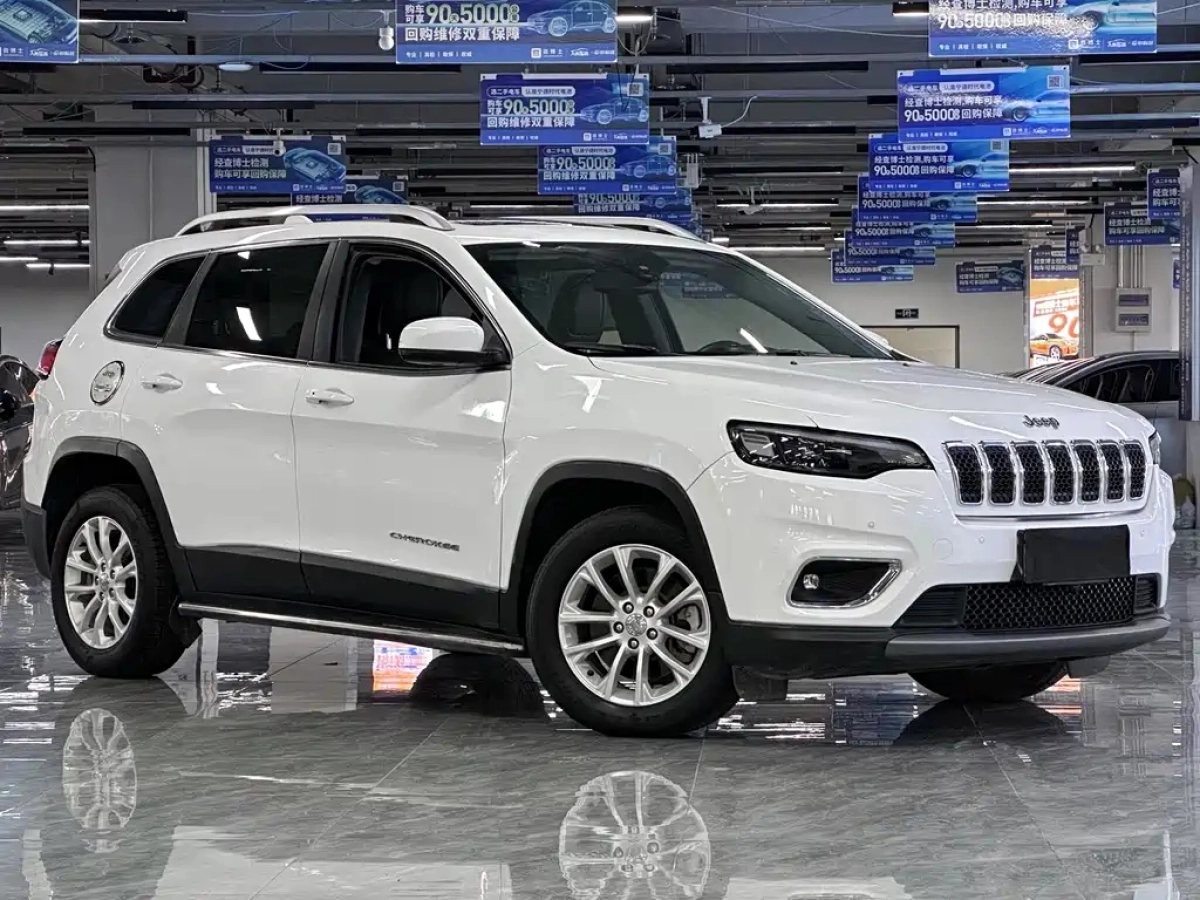 JEEP CHEROKEE
