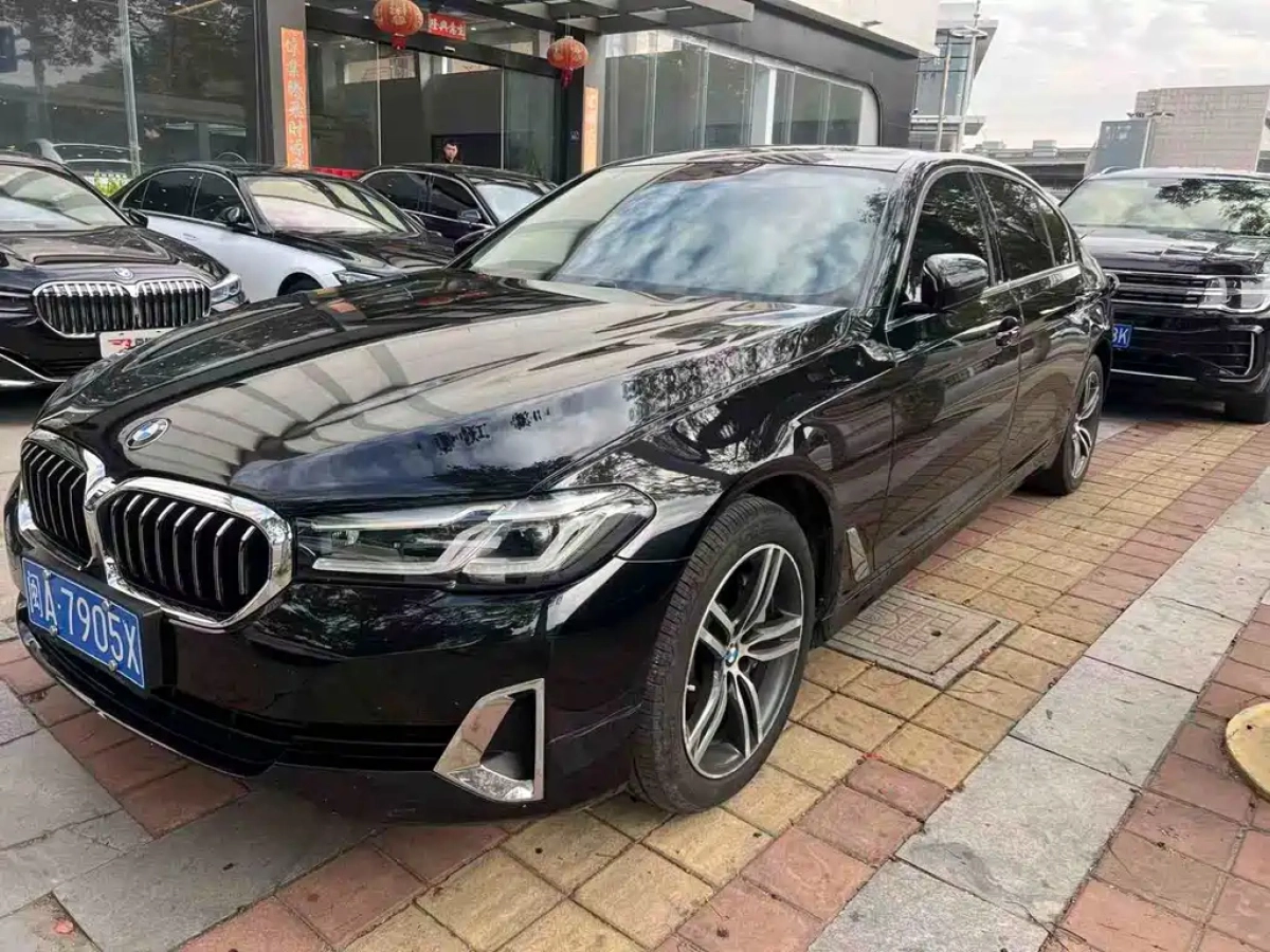 BMW 5-SERIES
