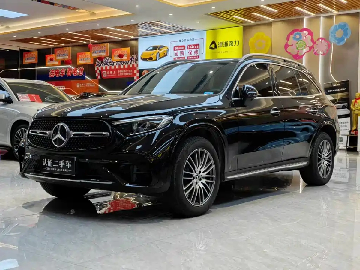 MERCEDES BENZ GLC  2024