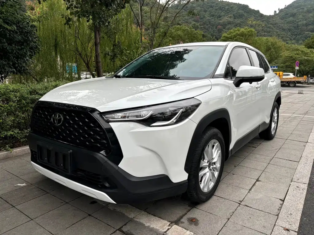 TOYOTA COROLLA CROSS  2023
