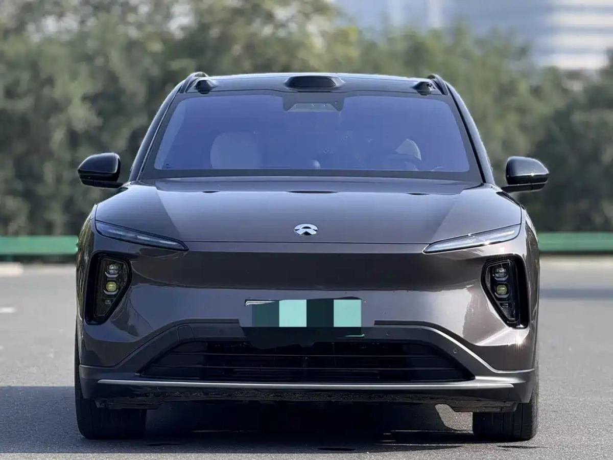 NIO ES6