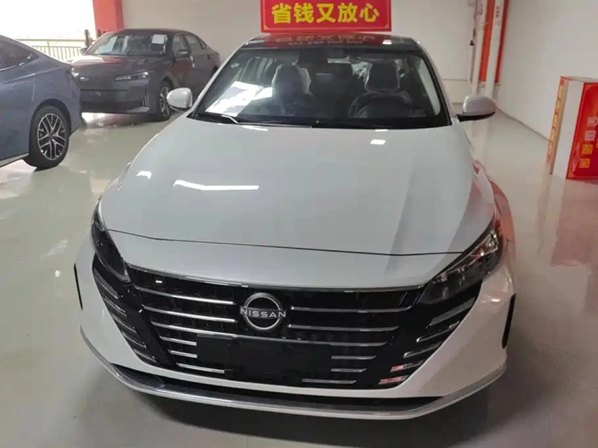 NISSAN TEANA