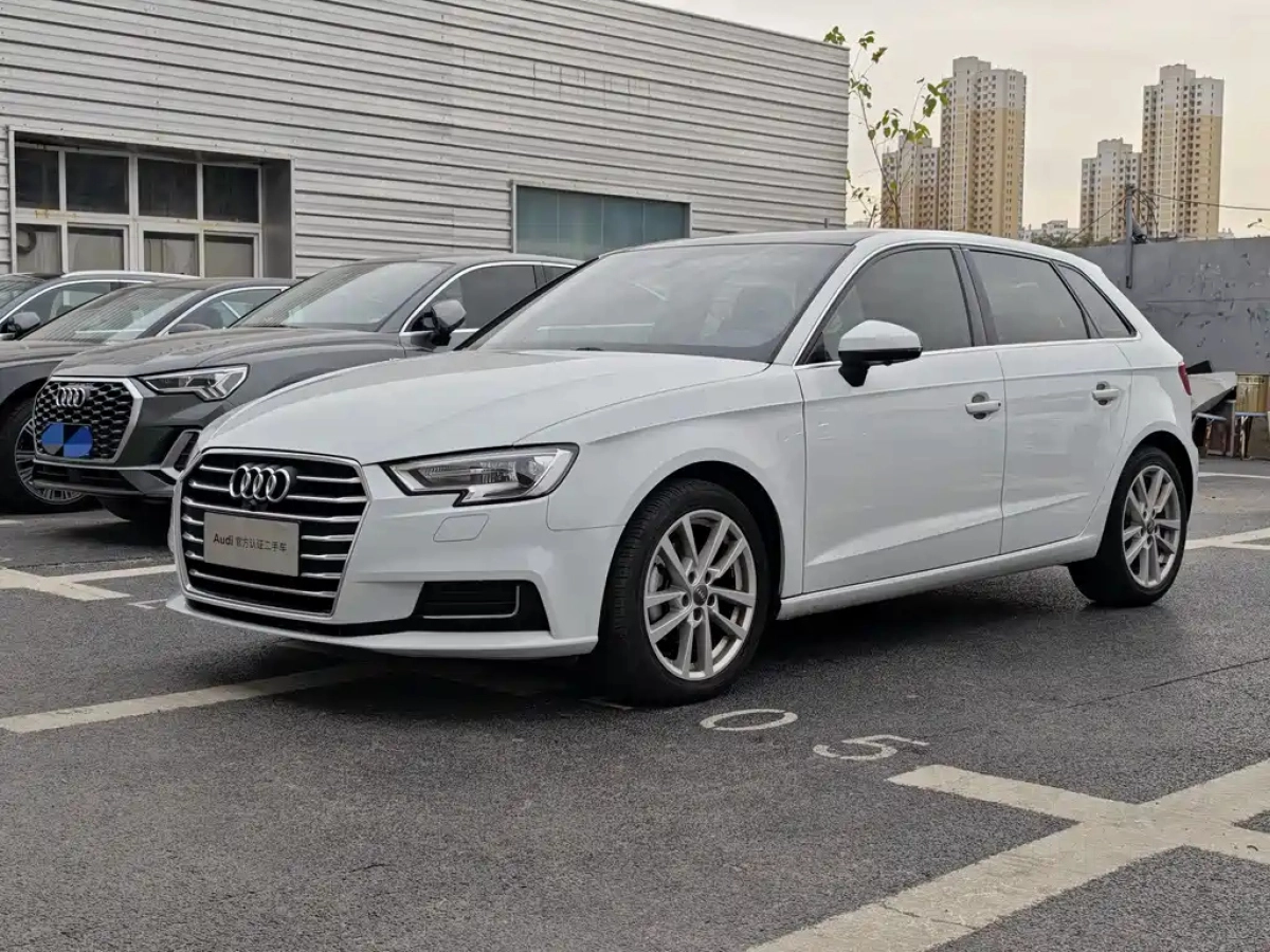 AUDI A3  2021