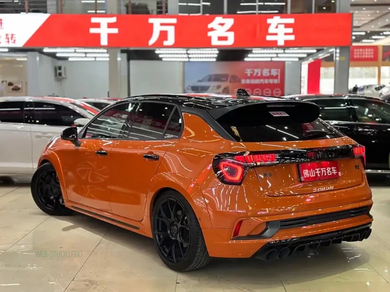 LYNK&CO 02 HATCHBACK