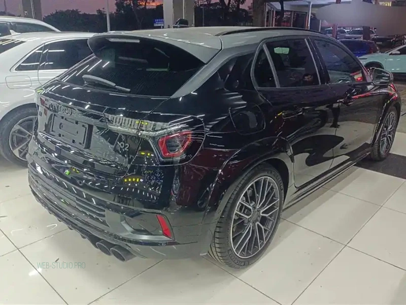 LYNK&CO 02 HATCHBACK