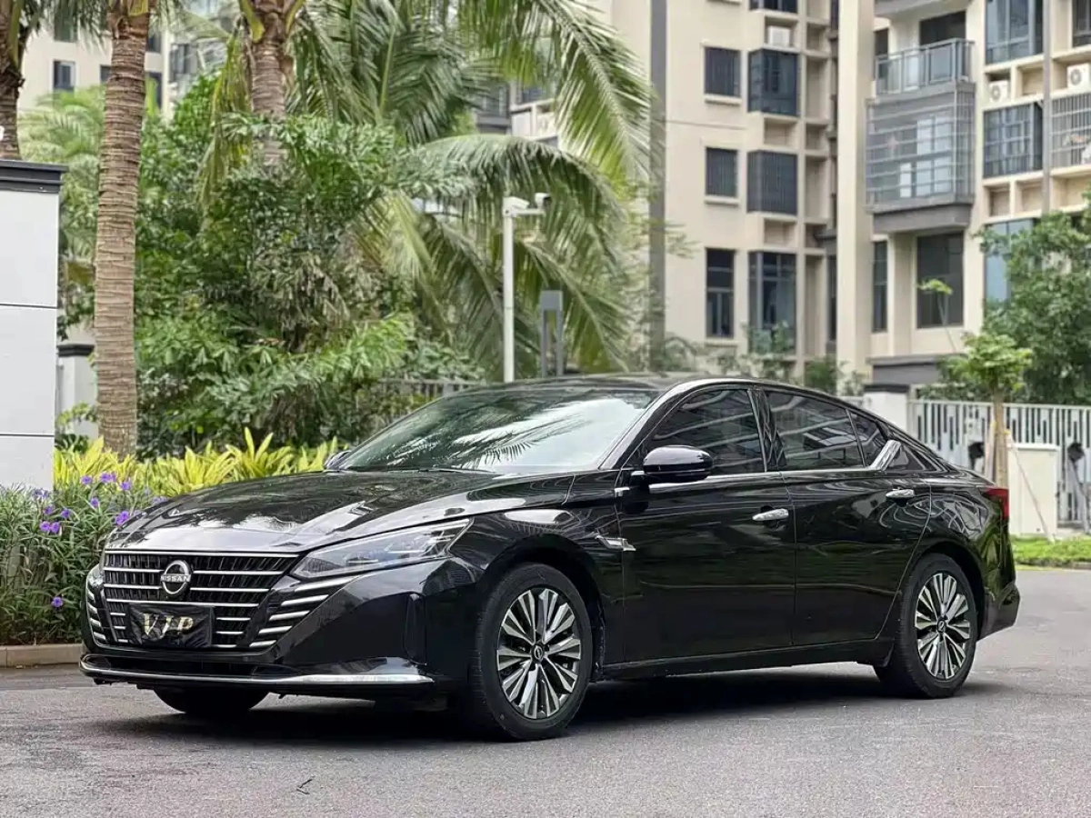 NISSAN TEANA