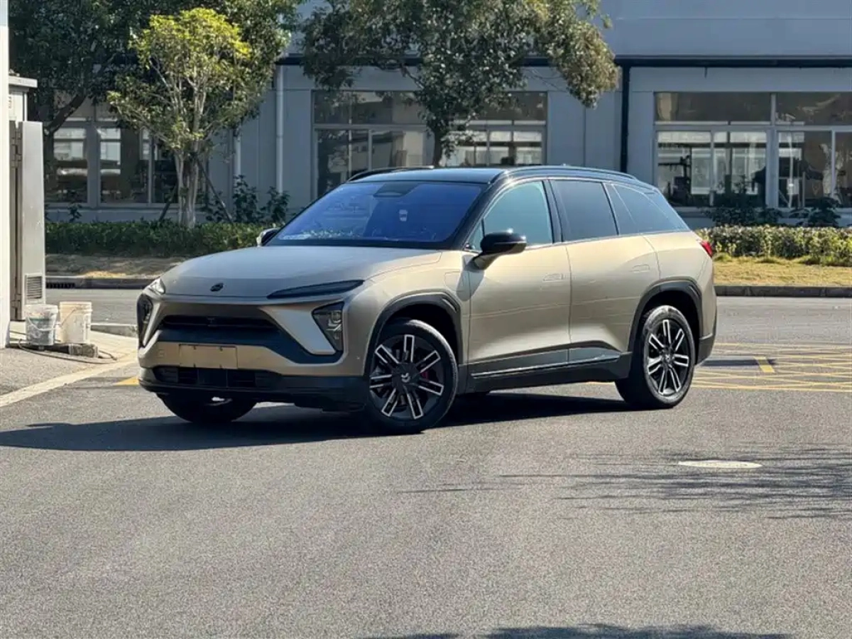 NIO ES6