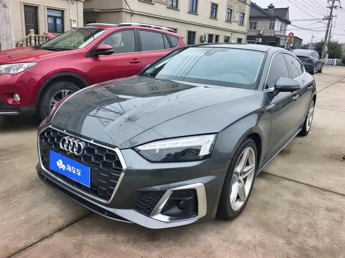 AUDI A5