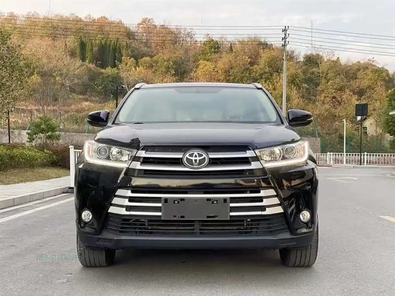 TOYOTA HIGHLANDER
