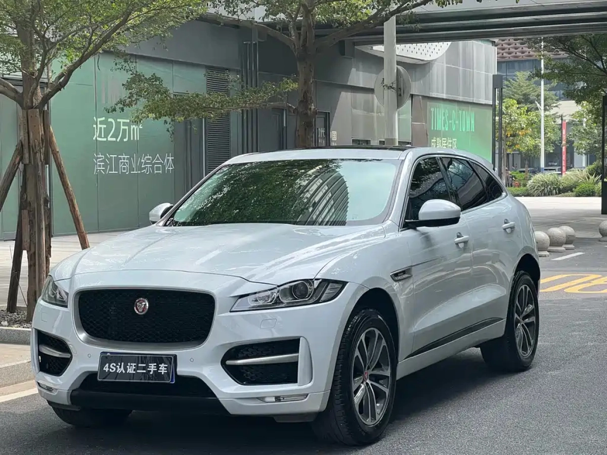 JAGUAR F-PACE  2019